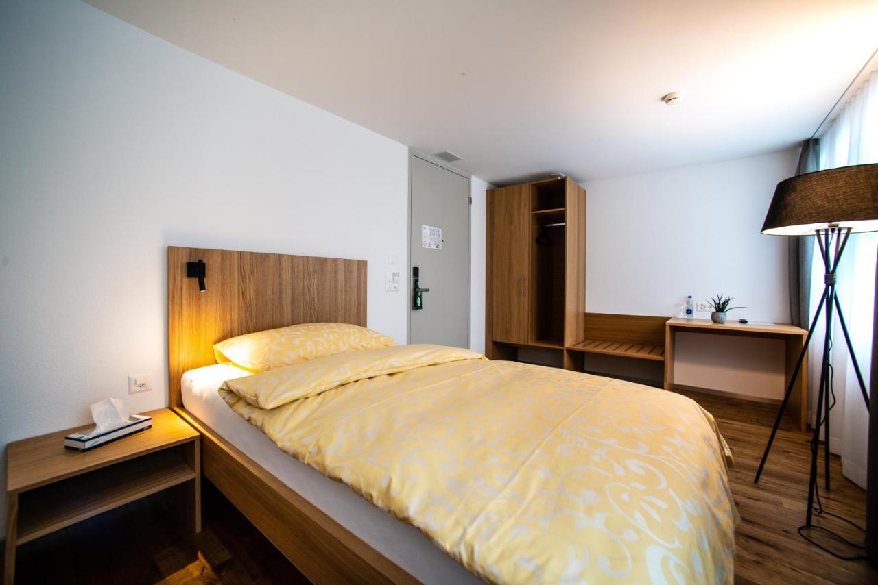 Hotel Roessli Tufertschwil Luetisburg Екстер'єр фото
